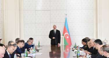 İlham Əliyev Nazirlər Kabinetini 