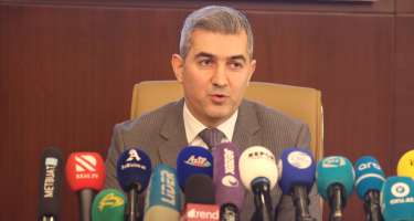 Vüsal Hüseynov Azərbaycanda qaçqın statusu ilə yaşayanlarla bağlı 
