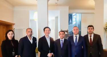 Dövlət Agentliyinin sədri Davos şəhərinə səfər edib