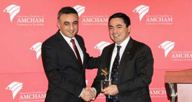 Vəkillər Kollegiyasının rəhbərliyi “AmCham”ın təşkil etdiyi tədbirdə