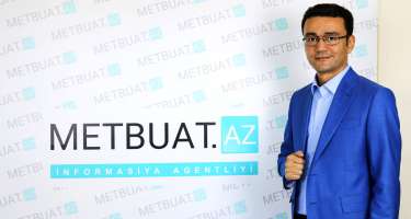 Nazirlikdə 2 jurnalistə