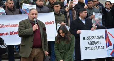 Azərbaycanlıların Tbilisidəki etirazından 