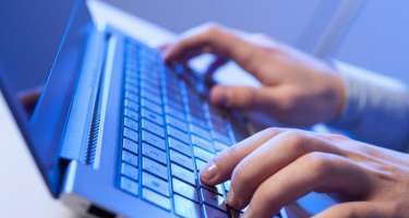 18 yaşınadək şəxslərlə bağlı "təhlükəsiz internet" mexanizmi yaradılacaq