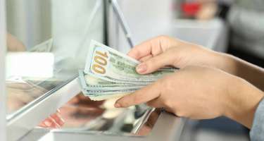 Növbəti 3 gün ərzində dolları bu qiymətə alacaqsınız