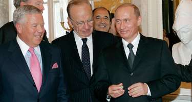 Putinlə zarafatlaşan milyarder insan alverində