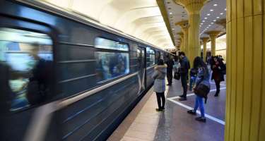 Metroda gecikmə olub
