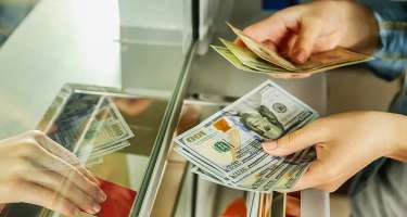 Sabah dolları bu qiymətə alacaqsınız