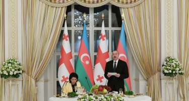 Zurabişvilinin şərəfinə rəsmi ziyafət verilib