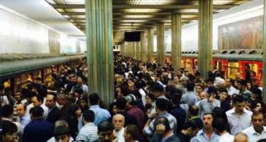 Metrodakı sıxlığı necə aradan qaldırmaq olar?