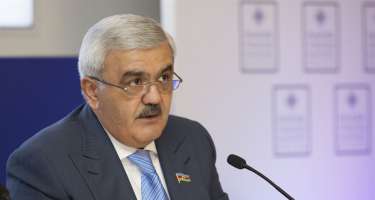 Rövnəq Abdullayev: 