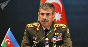 Zakir Həsənov Azərbaycan Ordusunun şəxsi heyətini 