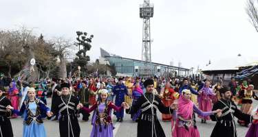 Novruz festivalı turistləri cəlb edir