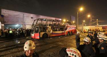 Peruda avtobusda yanğın