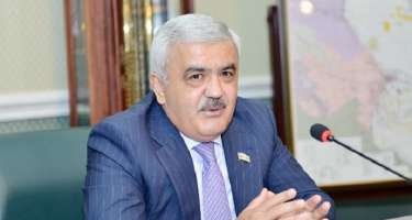 Rövnəq Abdullayev Baxtadze ilə