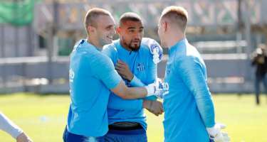 "Barselona" İngiltərəyə 22 futbolçu ilə gedir