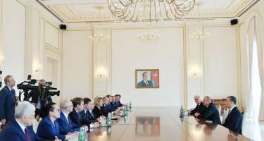 Prezident İlham Əliyev Rusiya Federal Məclisi Federasiya Şurasının sədrini
