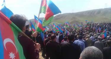 Qar uçqununda həlak olan hərbçilərimizdən birinin nəşi Qazaxa gətirilib - 