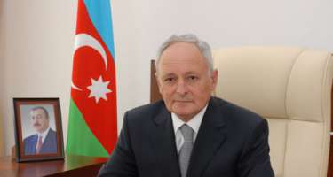 Səhiyyə naziri Oqtay Şirəliyev Şəkidə vətəndaşları 