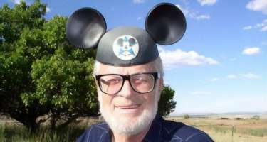 "Disneyland"ın ilk müştərisi 64 ildir ödənişsiz əylənir -