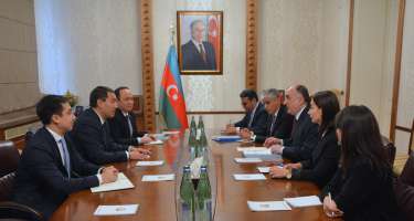 Elmar Məmmədyarov Qazaxıstanın 