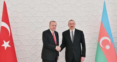 Azərbaycan Prezidenti İlham Əliyev Türkiyə Prezidenti Rəcəb Tayyib Ərdoğan ilə görüşüb -