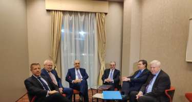 Elmar Məmmədyarovla erməni həmkarı 