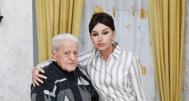 Mehriban Əliyevanın Xalq artisti ilə səmimi görüşündən 