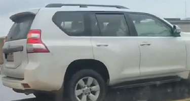 “Prado”nun sürücüsü özünü çətinə saldı - 