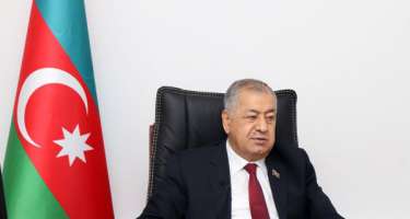 Vahid Əhmədov: “Millət vəkili gərək ikiüzlü olmasın” - 
