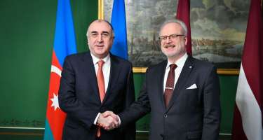 Elmar Məmmədyarov Latviya Prezidenti ilə görüşüb