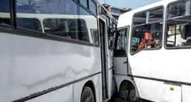 SON DƏQİQƏ! Bakıda avtobus qəzaya uğradı - 