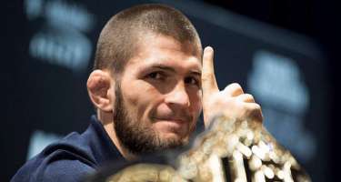 Nurmaqomedov kimsəsiz uşağın arzusunu reallaşdırdı - 