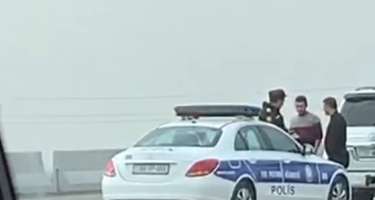 Polisin rüşvət alması ilə bağlı yayılan video araşdırılır - 