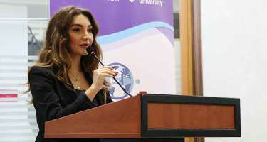 Nazir Azərbaycan Universitetinin rektorunu təltif etdi - 