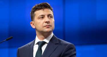 Zelenski Baş nazirlə bağlı hüquq mühafizə orqanlarına 