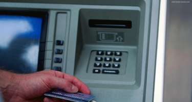 Bankomatlardan pul çıxaran vətəndaşların DİQQƏTİNƏ: Xəbərdarlıq edildi