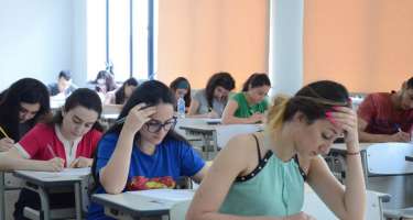 SON DƏQİQƏ: Buraxılış imtahanlarının tarixi dəyişdirildi - RƏSMİ