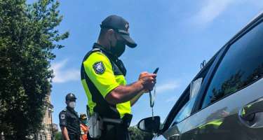 Yol polisi karantin qaydalarını pozan daha 757 nəfəri cərimələdi