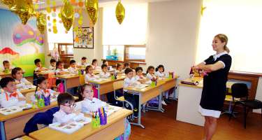 Təhsillə bağlı önəmli ƏMR: Şagird sıxlığı belə olacaq
