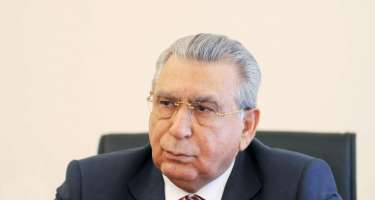 Prezident Ramiz Mehdiyevi sədr vəzifəsindən azad etdi -  