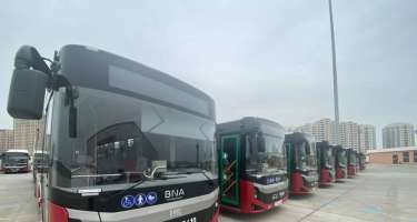 Bakıya yeni avtobusların gətirilməsinə başlandı 