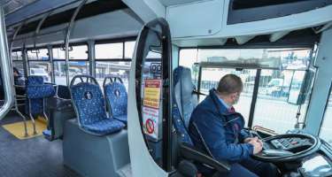 "Bakubus" yarım milyon manatlıq geyim alır