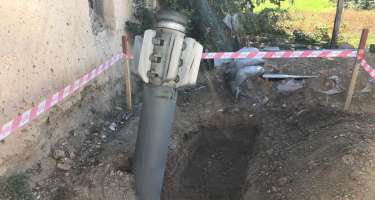 Goranboyda evin həyətinə düşüb partlamayan erməni raketi - 