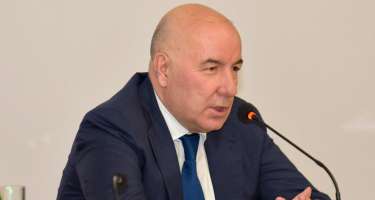Elman Rüstəmov: “Banklara əmanət qoyuluşuna dair yeniliklər olacaq”