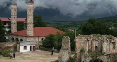 Şuşada yenidənqurma işləri davam edir