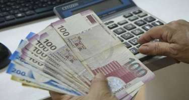 Saxta pulla alış veriş edən qadınlar saxlanıldı