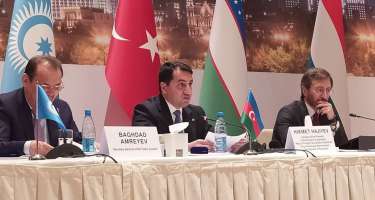 Hikmət Hacıyev: "Azərbaycanın qələbəsi həm də türk dünyasının qələbəsidir"