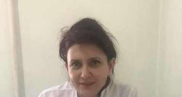 Daha bir həkim koronavirusdan 