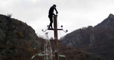 Kəlbəcərə elektrik xətti çəkilir