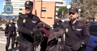 Gənc oğlan anasını öldürüb, 